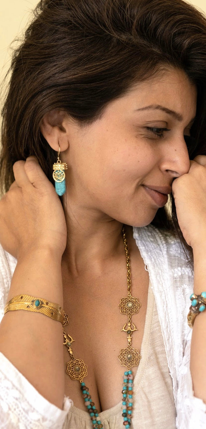 Turquoise lotus pencil drop earring + lotus short necklace combo of 2 items