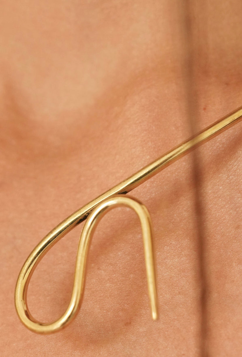Floating serpent necklace