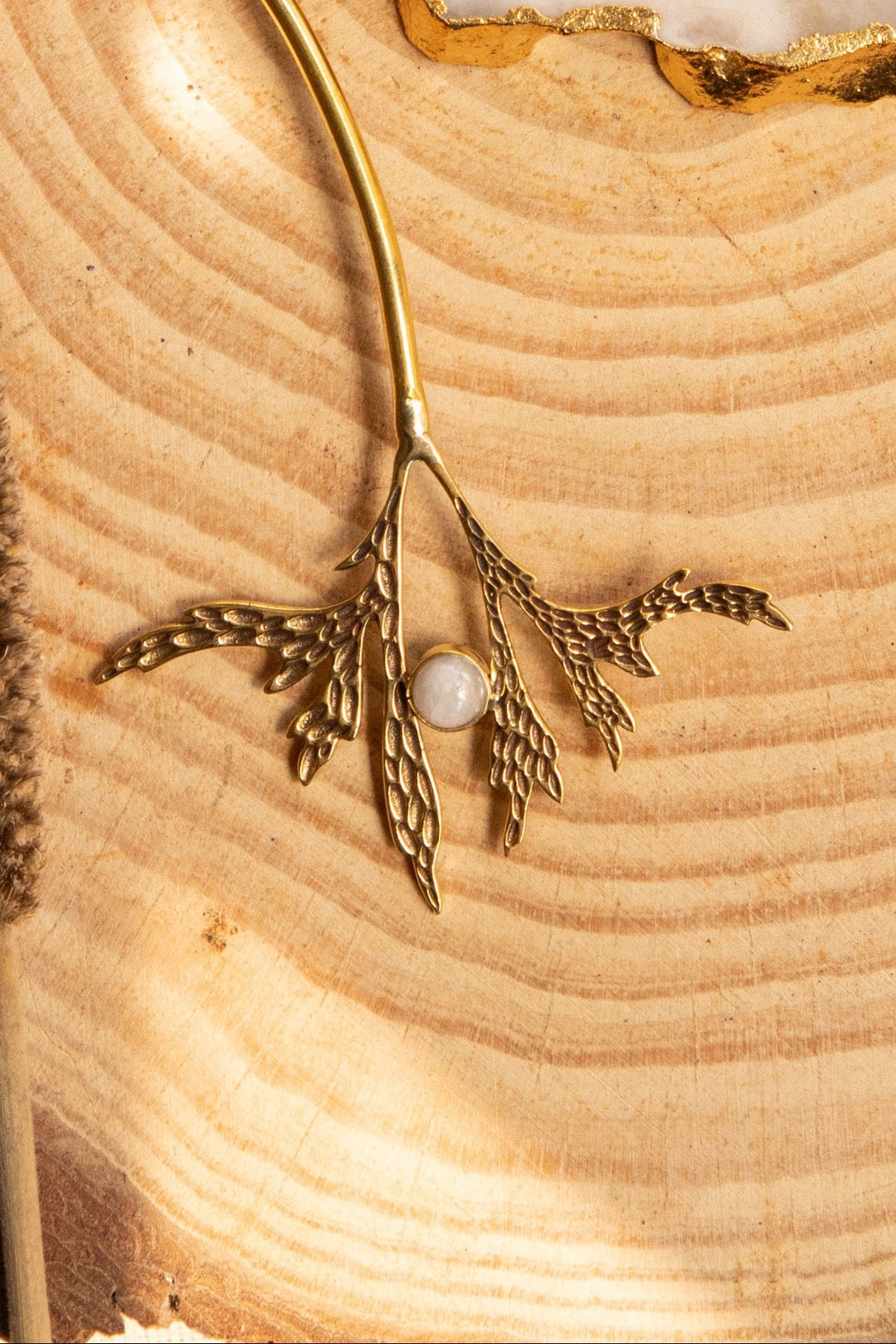 Floating fern necklace