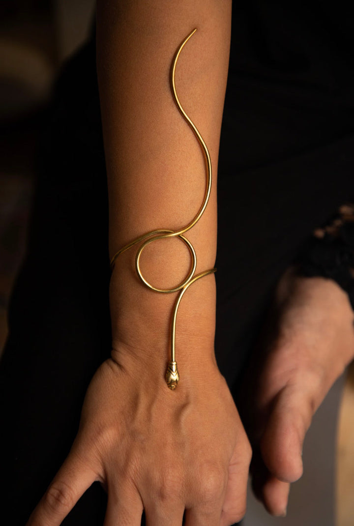 Snake handcuff