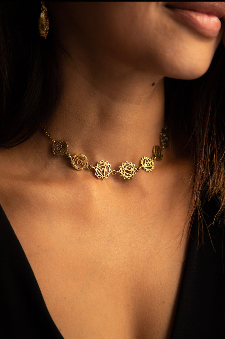 Seven chakra choker + crystal sui dhaga + crystal adjustable bracelet combo of 3 items