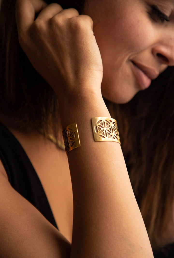 Flower of life adjustable kadha