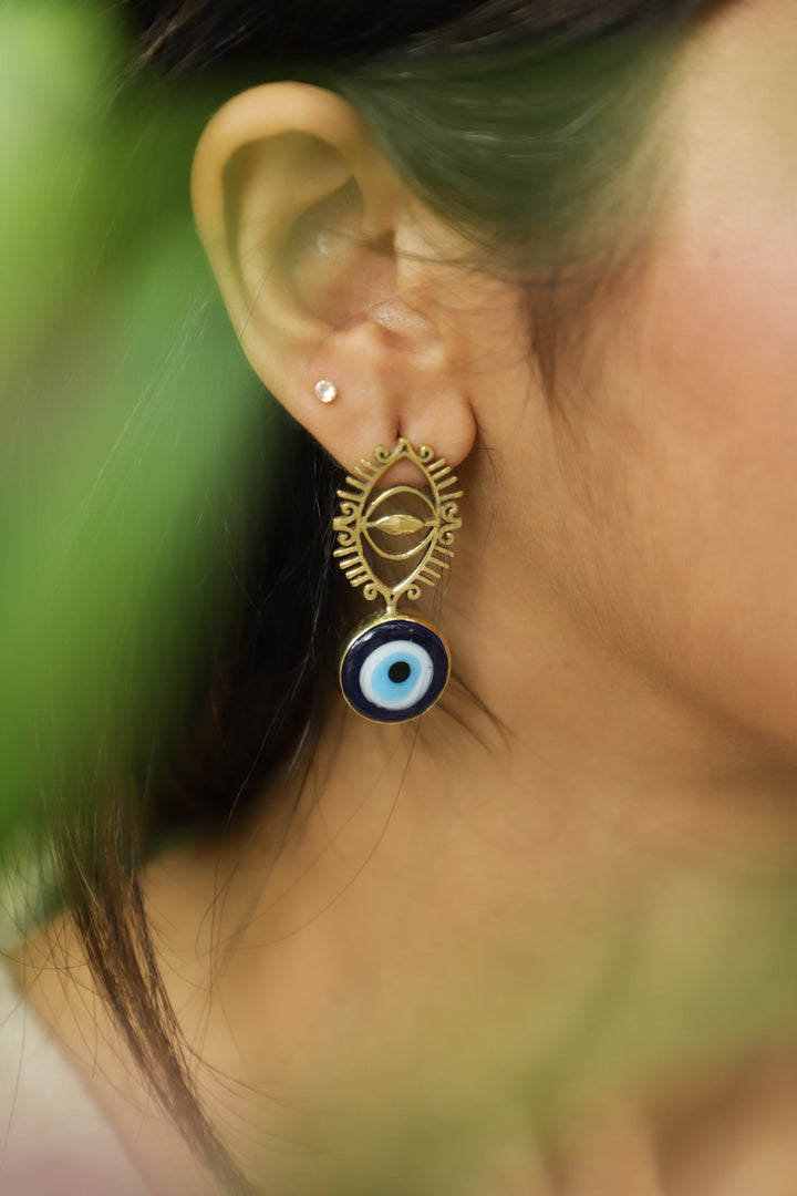 The Divine eye