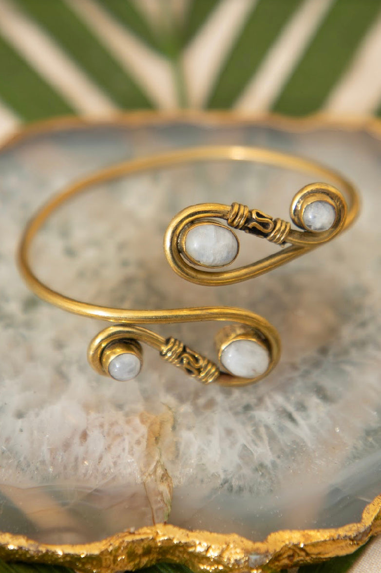 Infinity loop with moonstone. Adjustable bangle.