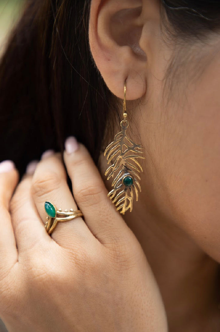 Vanki Ring with green onyx. Adjustable. Size 5-7