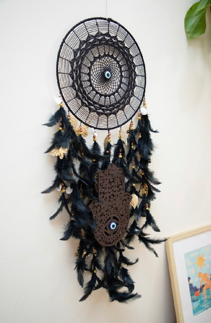 Protective hamsa.