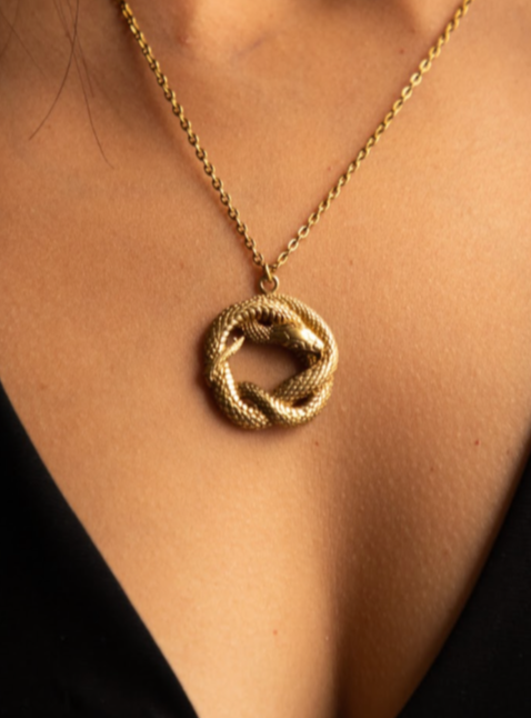 Kundalini coil short necklace
