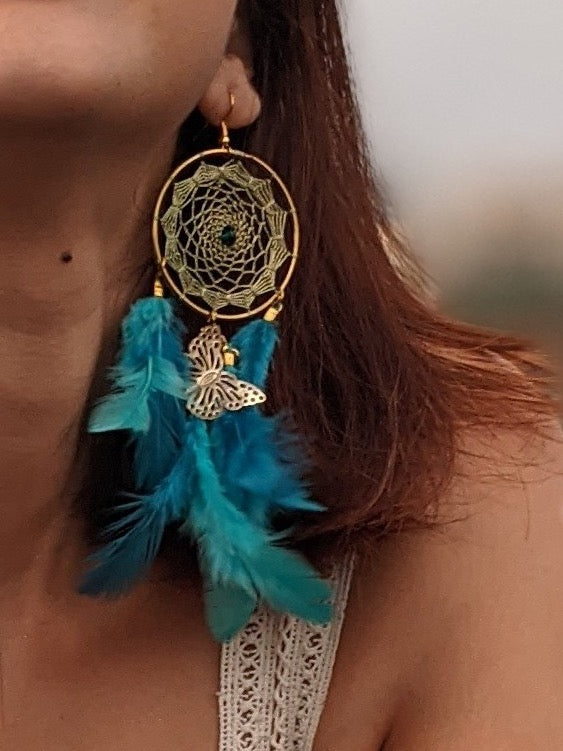 Dreamcatcher teal earring
